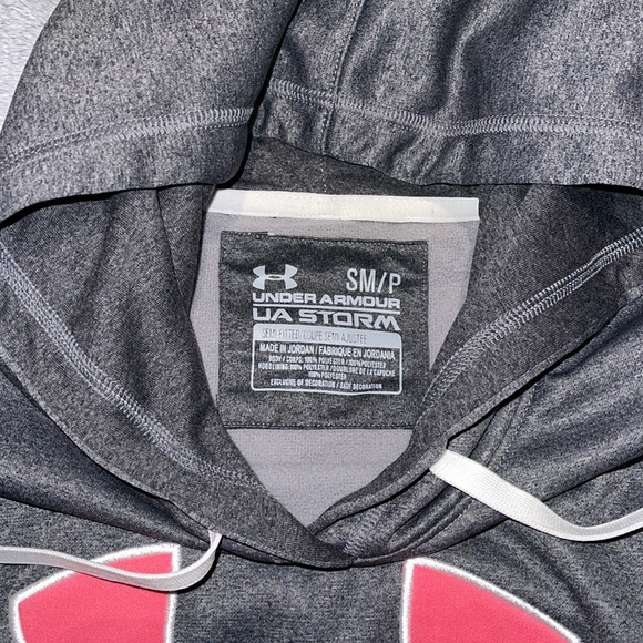 Under Armour Sweatshirt - Picture 3 of 3
